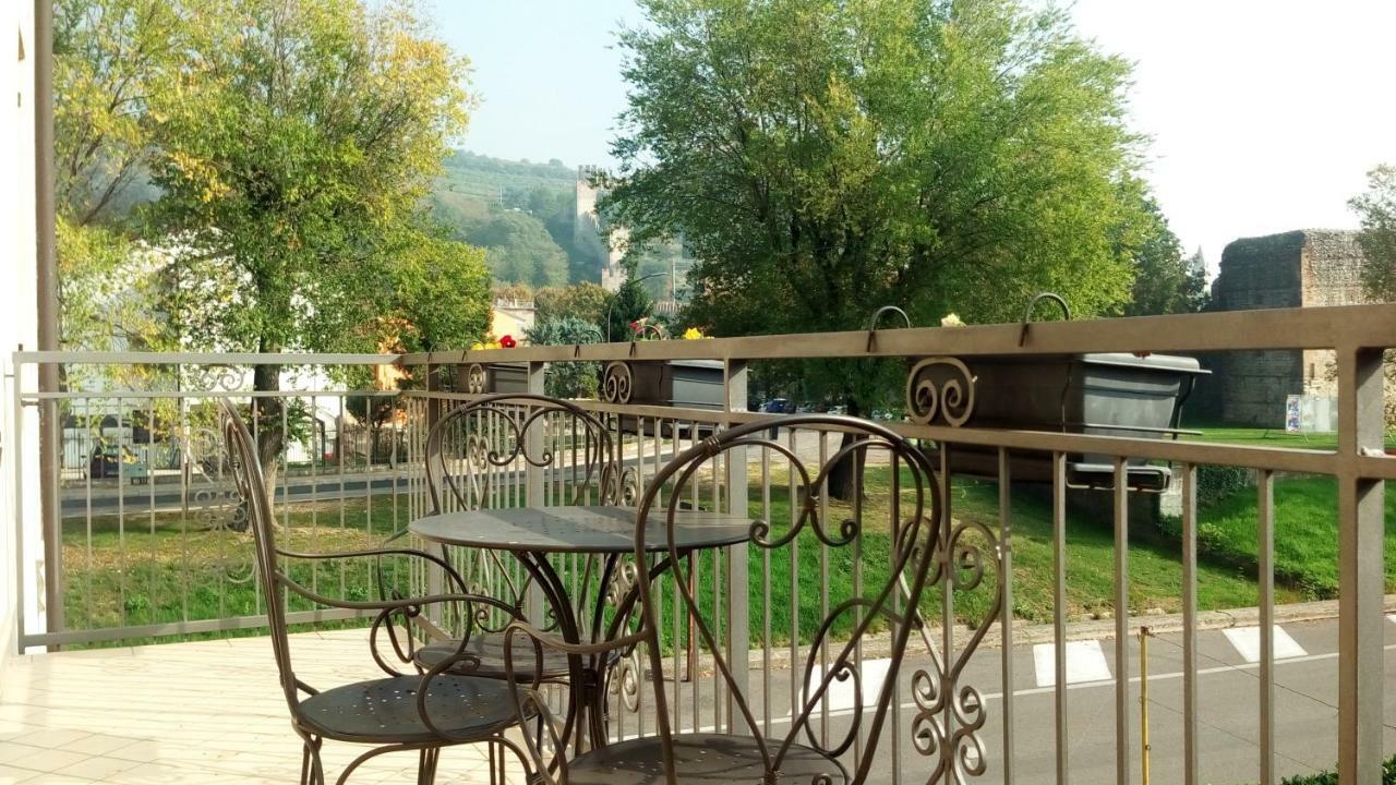 La Finestra Sul Castello Hotel โซอาวี ภายนอก รูปภาพ